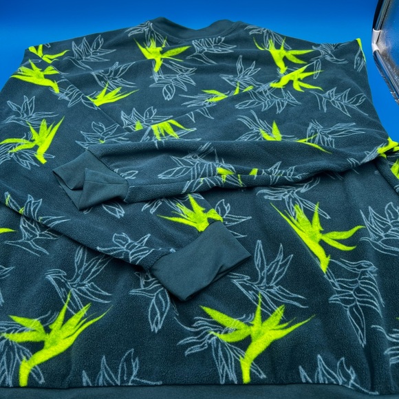 ⛳️ New Adidas Men's Oasis Crew Golf Sweatshirt - Picture 12 of 13